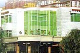 Tibet Post Hotel Lhasa Bagian luar foto